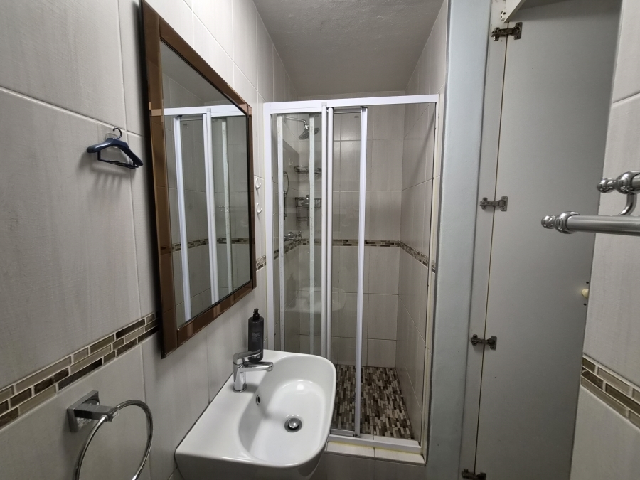 1 Bedroom Property for Sale in Humewood Eastern Cape
